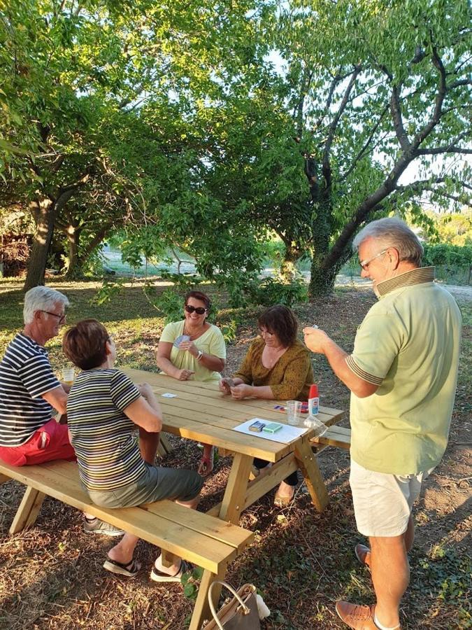Gites La Ferme De Marguerite Tulette Екстериор снимка