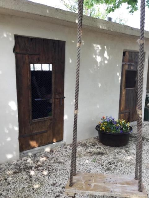 Gites La Ferme De Marguerite Tulette Екстериор снимка